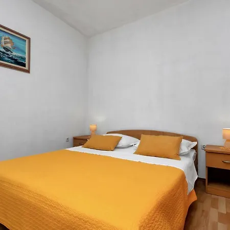 Apartamento Dado A6 *
