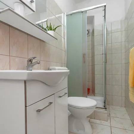 Dado A6 Apartment Igrane